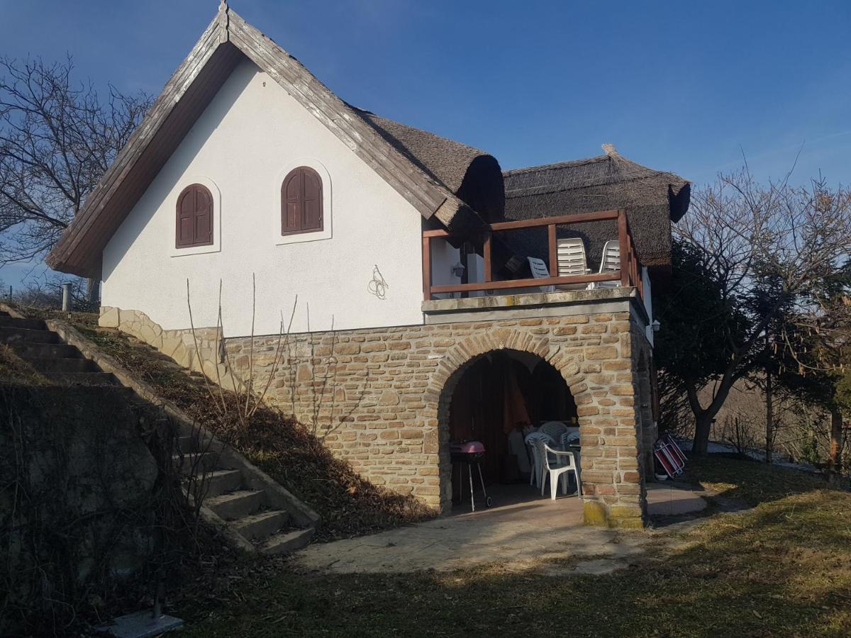 Villa Kőrózsa Vendégház Tihany Exterior foto